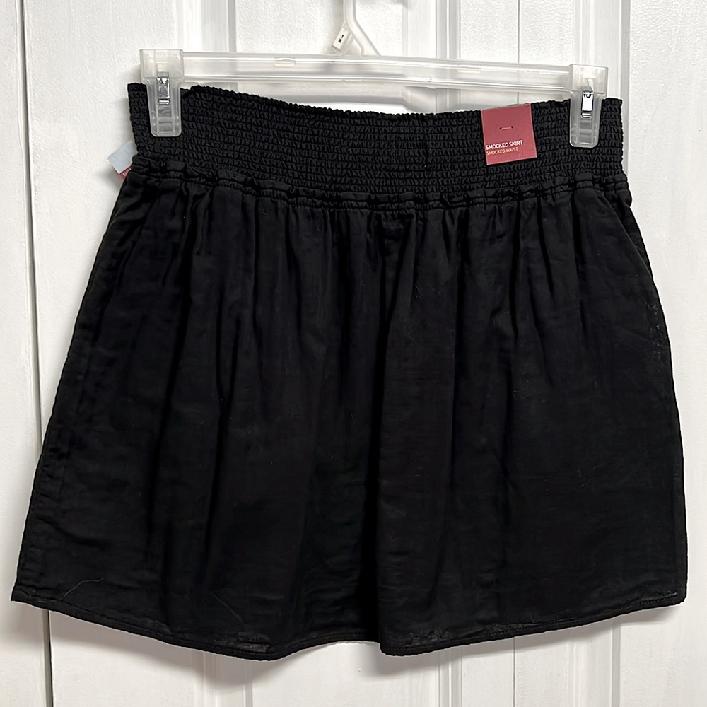 Mossimo Black Ebony Smocked Waist Mini Skirt Jr Size M NWT - Picture 4 of 7